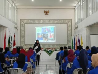 Seminar Kesehatan UNMUHBARRU: Sinergi Kampus dan Puskesmas Barru