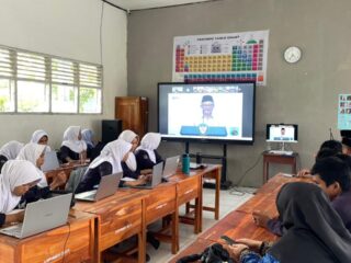 Bangga! SMAN 6 Barru Ikut Launching Digitalisasi Pembelajaran Bersama Presiden Prabowo