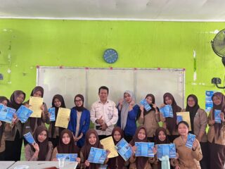 UNMUH Barru Perkenalkan Dunia Kampus melalui Sosialisasi PMB di SMA Negeri 1 Pinrang