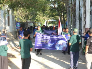 Semarak Jalan Sehat dan Kirab Mahasiswa Baru UNMUH-BARRU: Susuri Instansi Kedinasan hingga Pantai Barru