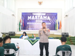 Kapolsek Tanete Rilau Bekali Mahasiswa Baru UNMUH-BARRU tentang Pentingnya Keamanan dan Ketertiban Masyarakat